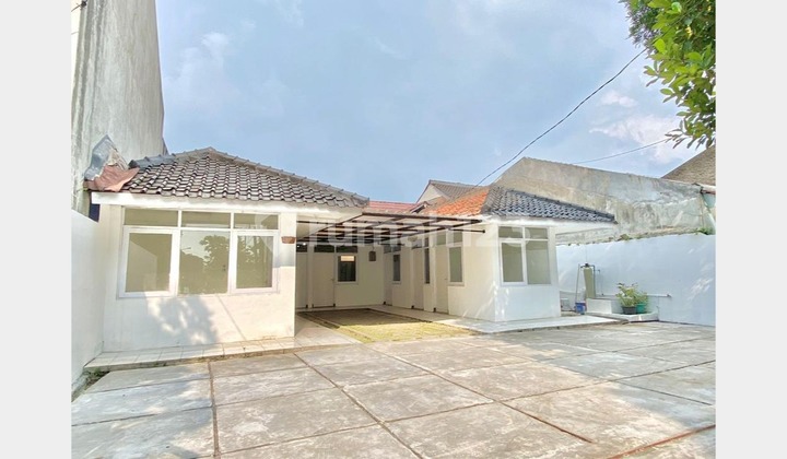 Rumah Bagus Bangunan Klasik Terawat di Turangga Dkt Bkr Kembar Regol Bandung Harga Nego Rumah Bagus Bangunan Klasik Terawat di Turangga Dkt Bkr Kembar Regol Bandung Harga Nego