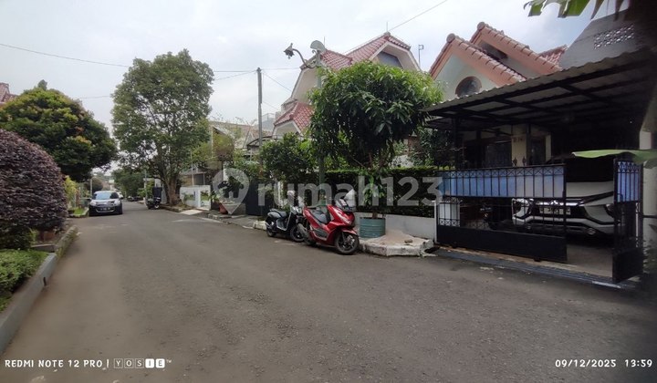 Rumah Terawat KOMPLEK ANTAPANI dkt Taman Kiara Artha Park Bandung