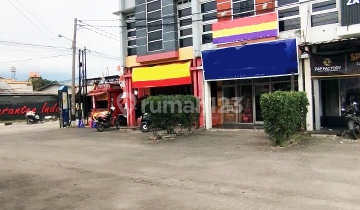 Affordable Strategic Shop House in Cisaranten near Cingised Arcamanik Bandung 2