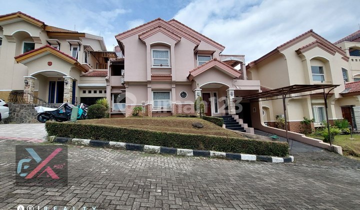 Dijual Hunian Mewah Komplek Dago Permai di Tubagus Ismail Bandung 2