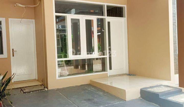 Rumah SHM Minimalis clstr Bambu Hijau Rsdnce Kota Jakarta Timur 2