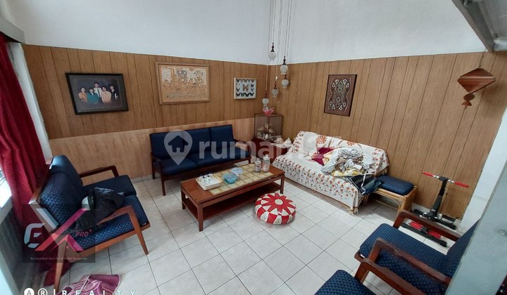 Rumah di Cisitu Dago Coblong Bandung Cocok untuk Bahan Kos²An 2