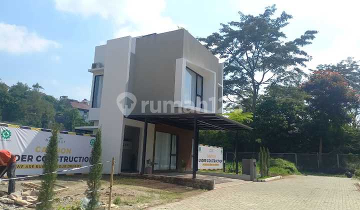 Rumah Mewah Siap Huni Dago Valley Cisitu Bandung SHM Furnished