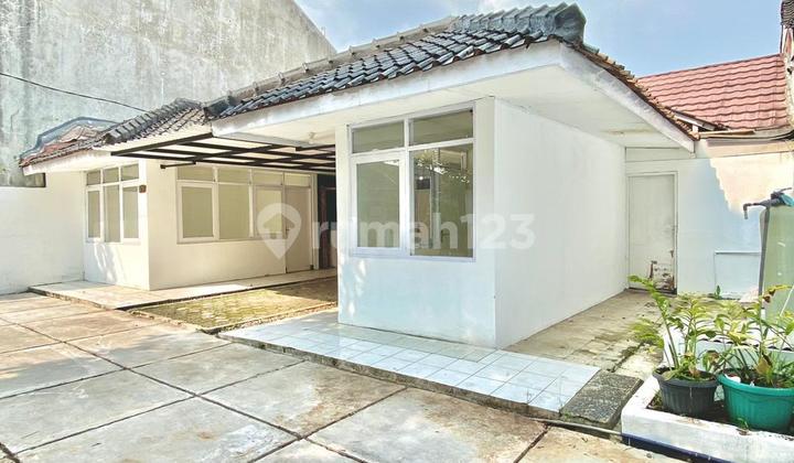 Rumah Bagus Bangunan Klasik Terawat di Turangga Dkt Bkr Kembar Regol Bandung Harga Nego Rumah Bagus Bangunan Klasik Terawat di Turangga Dkt Bkr Kembar Regol Bandung Harga Nego