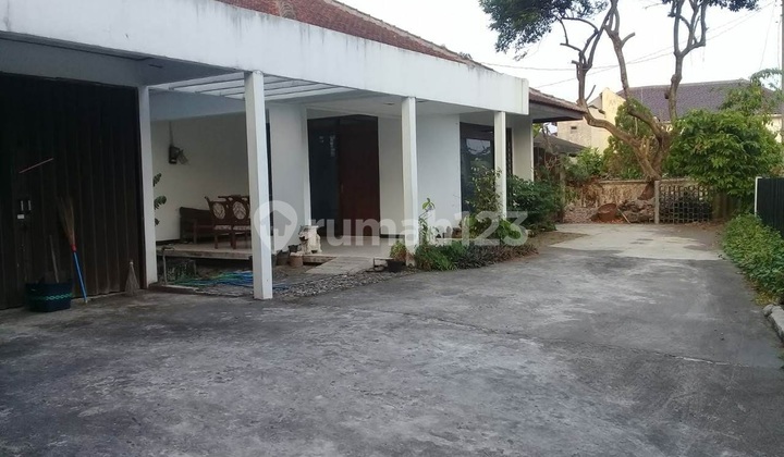 Rumah dan Tanah Luas Dekat Kampus Area Jl. Kaliurang Sleman 2