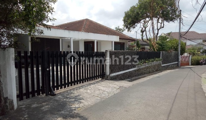 Rumah dan Tanah Luas Dekat Kampus Area Jl. Kaliurang Sleman