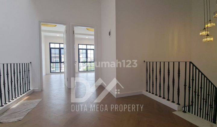 Rumah American Style Di Graha Raya Bintaro