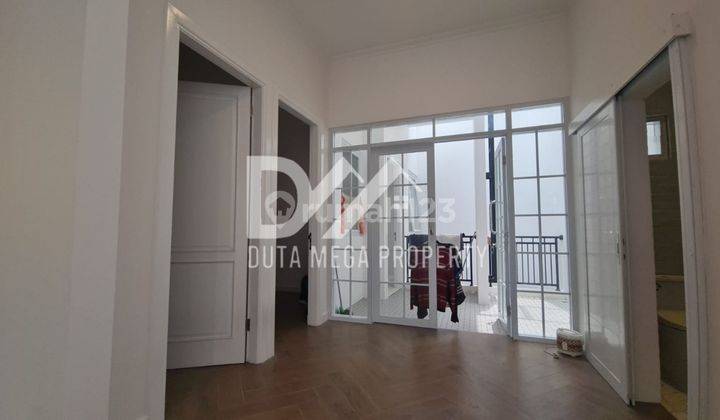 Rumah American Style Di Graha Raya Bintaro