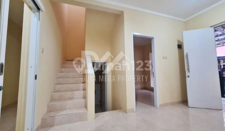 Rumah di Graha Raya Tangerang SHM Bagus Utara 2