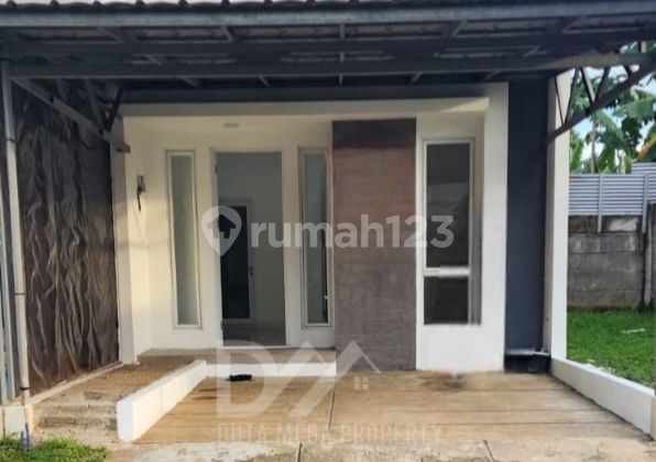 Neat Minimalist House Ready to Occupancy in Graha Raya
