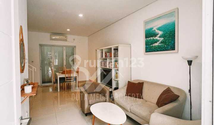 Affordable Ready-to-Live House for Sale in a Strategic Location at Graha Raya Bintaros Affordable Ready-to-Live House for Sale in a Strategic Location at Graha Raya Bintaros