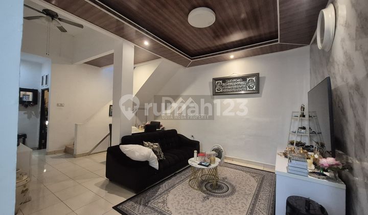 Rumah Dijual Tanah Luas di Graha Raya Tangerang 2