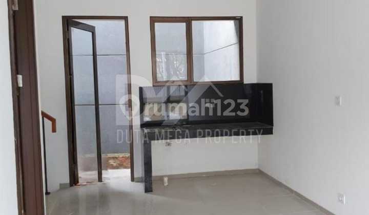 Beautiful House Kt.3 For Sale Cheap Ready to Live In Graha Raya Beautiful House Kt.3 For Sale Cheap Ready to Live In Graha Raya