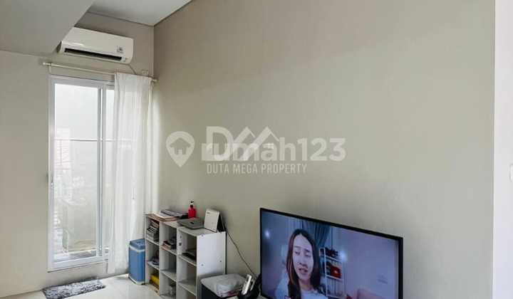 House For Sale Quick Neat Ready to Live In Graha Raya House For Sale Quick Neat Ready to Live In Graha Raya