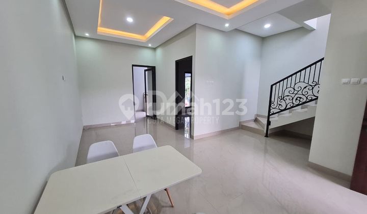 Dijual Rumah Cantik Bangunan Baru Di Buana Gardenia