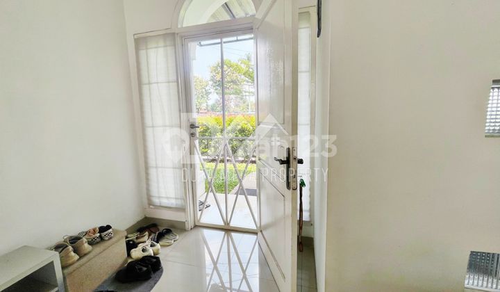 House For Sale Quickly Neat Ready to Live In Front of Park In Graha Raya 2