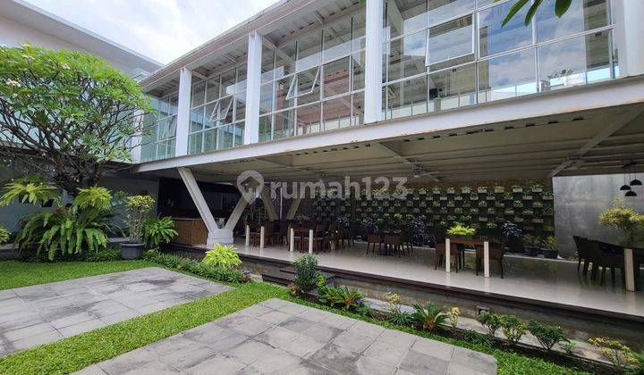Ruang Usaha Strategis Tengah Kota Solo 3