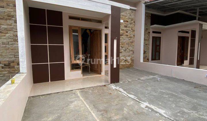 Dijual Rumah Modern Nyaman Dan Strategis  2