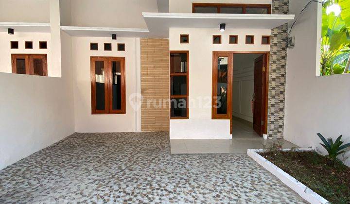 Rumah Modern Siap Huni Tanah Luas Surat Shm 1