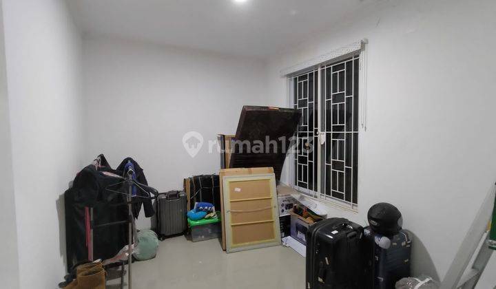 Rumah di Taman Semanan Indah Jakarta Barat Siap Huni Nego 1