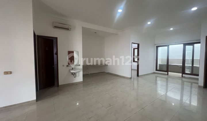 Ready-to-Live House in Strategic DKI Kav South Meruya