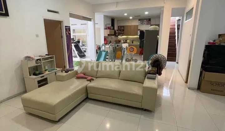 Nice Ready-to-Occupy House in Sayap Cihampelas Bawah Cicendo Pajajaran 1