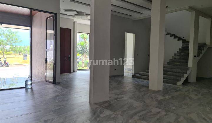 Rumah Besar Modern Siap Huni di Xandari Summarecon Bandung 1