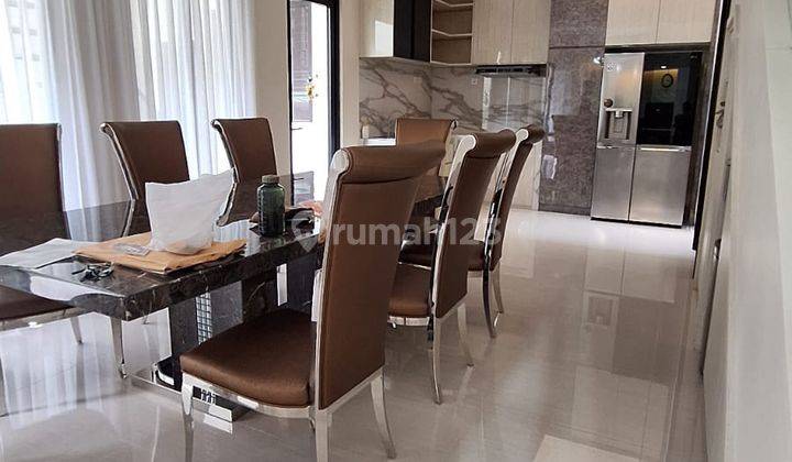 Rumah Cantik Minimalis Hook Siap Huni di Emily Summarecon Bandung 2