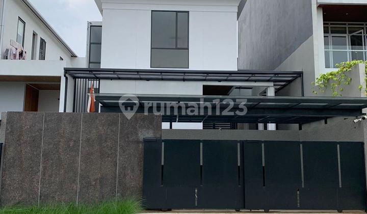 Rumah Baru Minimalis di Setra Duta Bandung
