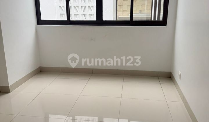Rumah Siap Huni di Summarecon Cluster Btari 2