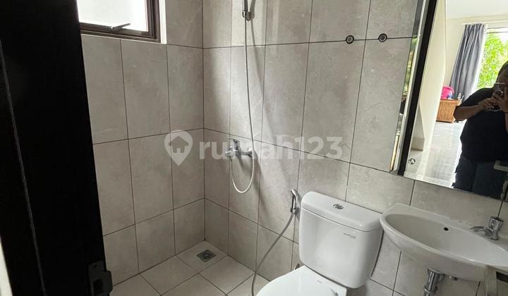 Rumah Hook Modern Minimalis di Tatar Simakirana KBP 2