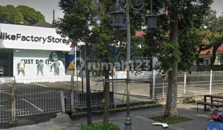 Ruang Usaha Strategis di Mainroad Dago Bandung Ruang Usaha Strategis di Mainroad Dago Bandung