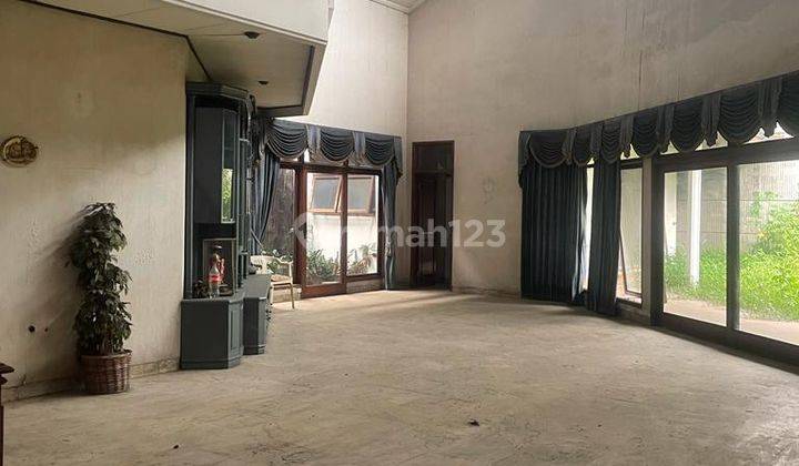 Rumah Lama Hitung Tanah di Taman Sakura Soekarno Hatta 1