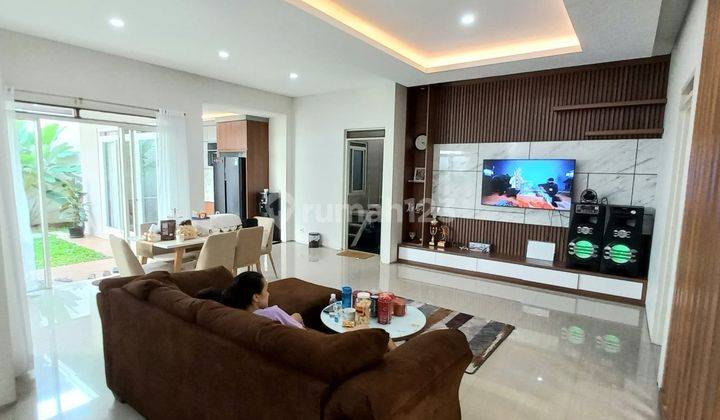 Dijual Rumah Lux Furnished di Kota Baru Parahyangan Bandung 1