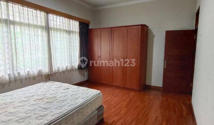 Dijual Rumah Cantik Asri di Setra Sari Bandung 2