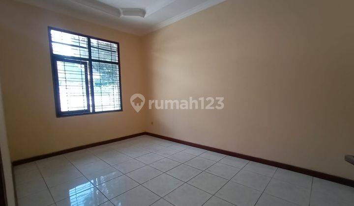 Disewakan Rumah Siap Huni di Jalan Kembar 2 Bandung 6