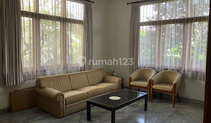 Dijual Rumah Mewah Besar Dan Asri di Cipaku Bandung 3
