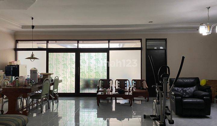 Dijual Rumah Cantik Singgasana Pradana Bandung 1