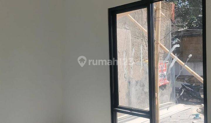 Dijual Rumah Baru Cantik Siap Huni di Kopo Permai Bandung 2