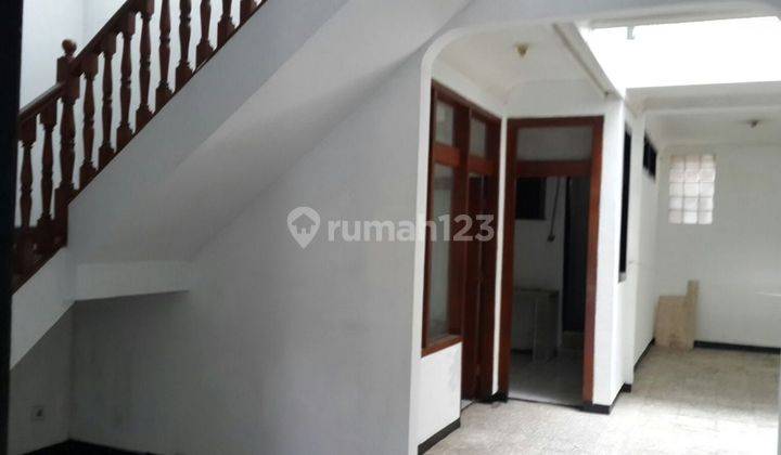 Dijual Rumah Besar Strategis Murah di Lengkong Bandung 1