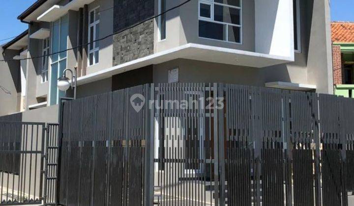 Rumah Modern Minimalis Mekar Wangi Bandung 1