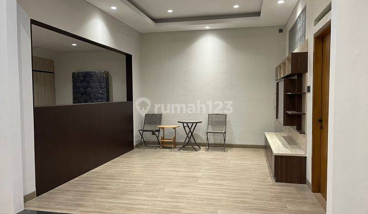 Rumah Cantik Modern Fully Furnished Kota Baru Parahyangan 1