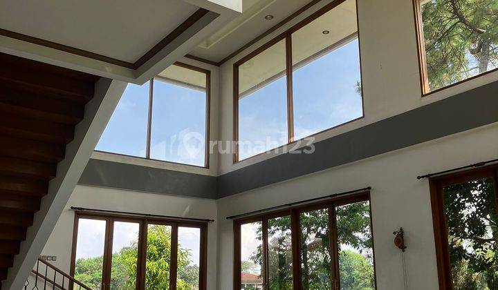 Rumah Luxury Mewah Dan Besar di Cipaku Bandung 1