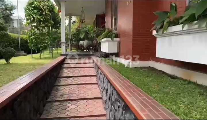 Beautiful, Spacious, Well-Maintained Green House in Gunung Batu Bandung. 2