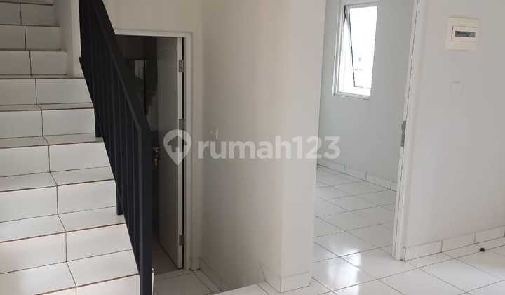 Rumah Baru Minimalis di Summarecon Cluster Dayana 2