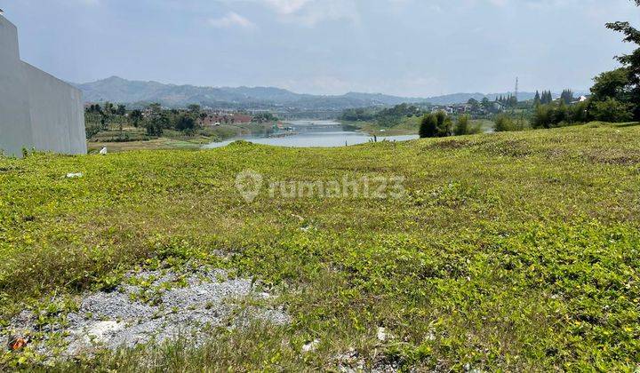 Kavling Premium View Danau di Kota Baru Parahyangan 1