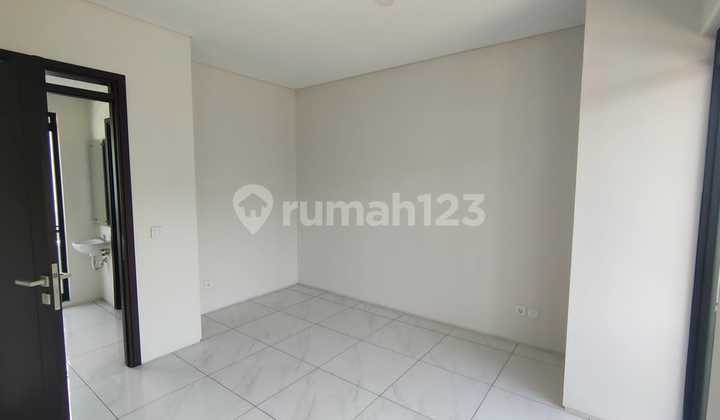 Rumah Murah 2 Lantai di Tatar Punawangi Kbp 2