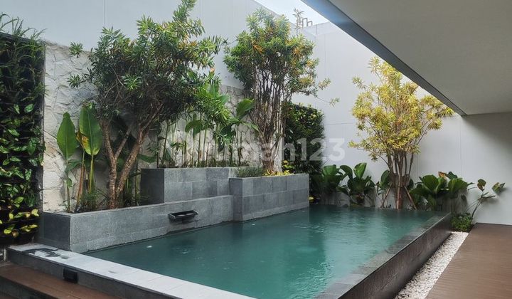 Rumah Baru Modern Minimalis di Hillary Summarecon Bandung 2