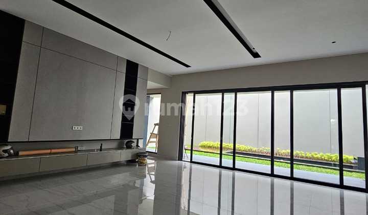 Rumah Lux Siap Huni Kawasan Elite di Summarecon Bandung 2