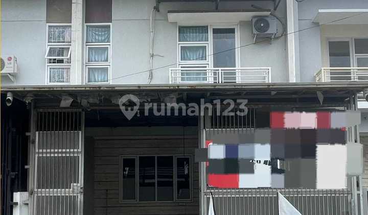 Rumah 2 Lantai Nyaman di Taman Kopo Indah 3 Rumah 2 Lantai Nyaman di Taman Kopo Indah 3
